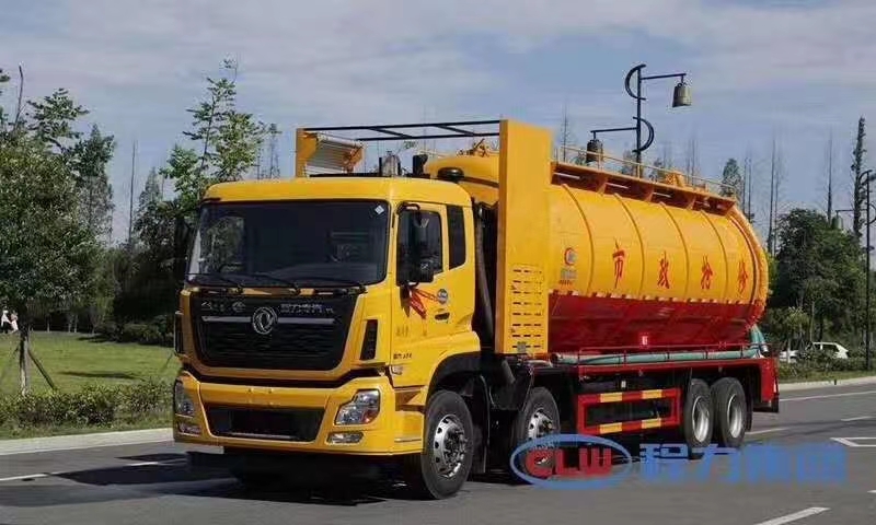 東風(fēng)天龍前四后八35方環(huán)衛(wèi)高壓清洗吸污車(chē)