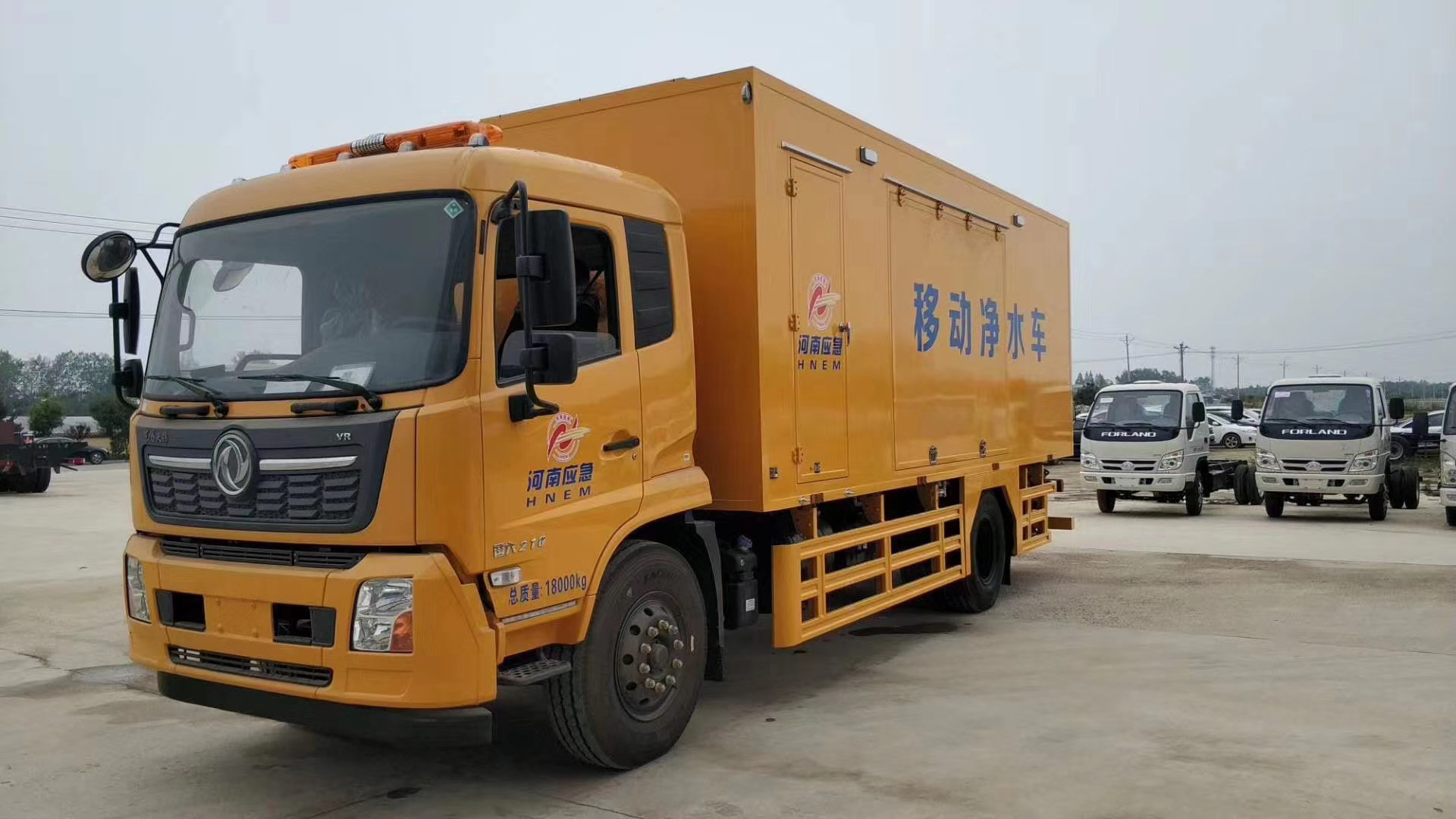野外專用東風(fēng)多利卡四驅(qū)移動(dòng)凈水車