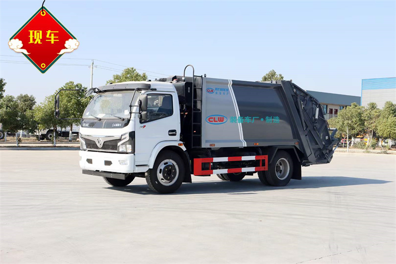 東風(fēng)多利卡8方壓縮式垃圾車(chē)