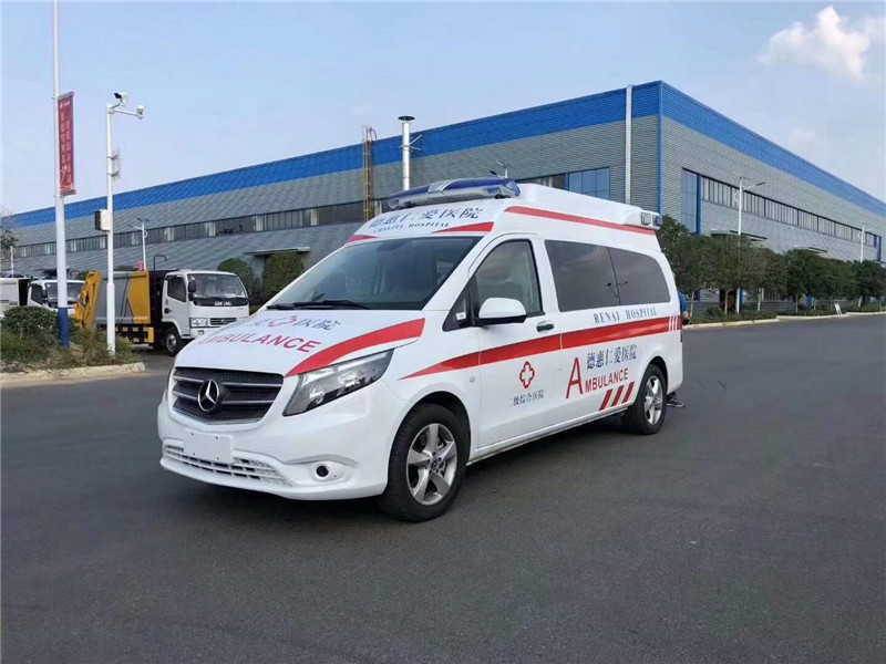 國(guó)六奔馳威霆高端救護(hù)車(chē)