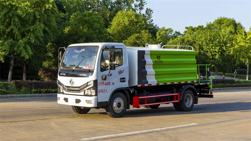 程力集團凱力風(fēng)藍牌抑塵車